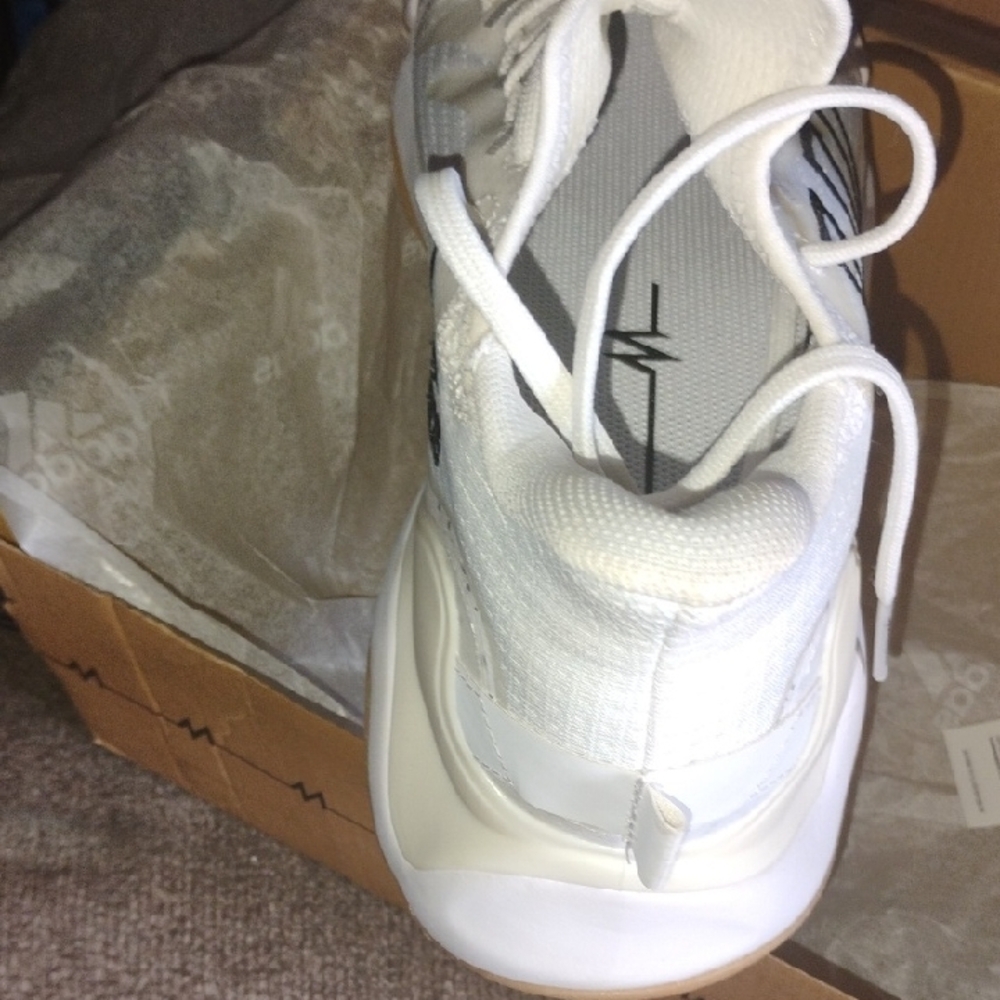Adidas White and Black Athletic Shoes - Picture 5 of 6